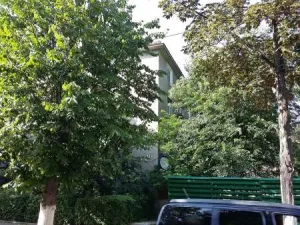 vand apartament 2 camere