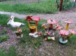 Butoaie din lemn, candelabru rustic, minibar, ciupercute - Miniatura 2