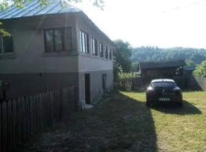 Vand Casa + teren 1830 m2 in Cimpulung, cartier Apa Sarata la DN73