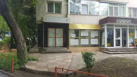Proprietar - Inchiriez spatiu comercial  - Imaginea 2