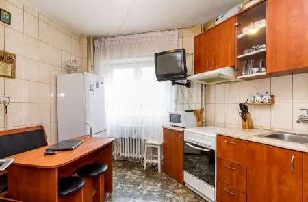 Apartament 4 camere Vitan - Imaginea 2