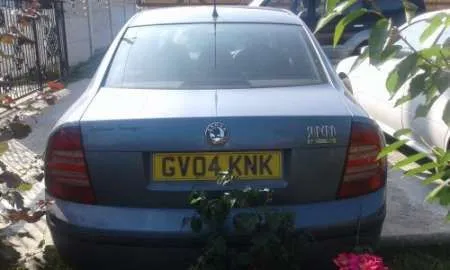 Dezmembrez Skoda Superb, 2004, 19 tdi, albastru - Imaginea 4