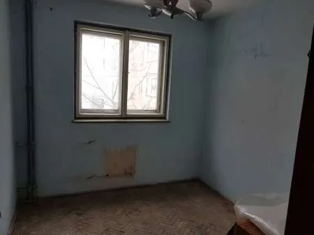 Vand Apartament 3 camere - Imaginea 4
