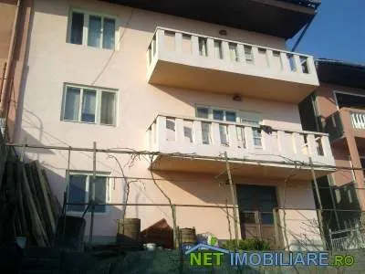 Vand casa in Orsova cu vedere spre Dunare - Imaginea 2