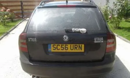 Dezmembrez Skoda Octavia 2 break, 2005, 19 diesel, BXE, neagra - Imaginea 3