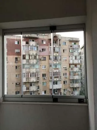 Inchideri de spatii cu sisteme glisante - Imaginea 7