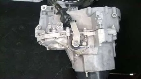 Cutie viteze Renault Clio 1.2 - Imaginea 2