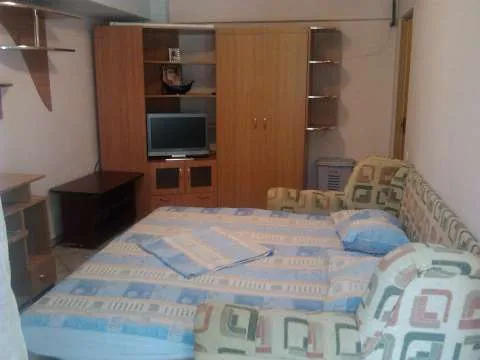 Inchiriez in regim hotelier garsoniera lux Constanta - Imaginea 1