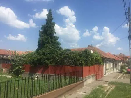 Casa Samnartin langa scoala veche, teren 700mp - Imaginea 2