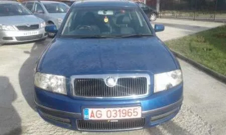 Dezmembrez Skoda Superb, an 2004, 2. 5 TDI, cod motor BDG - Imaginea 1