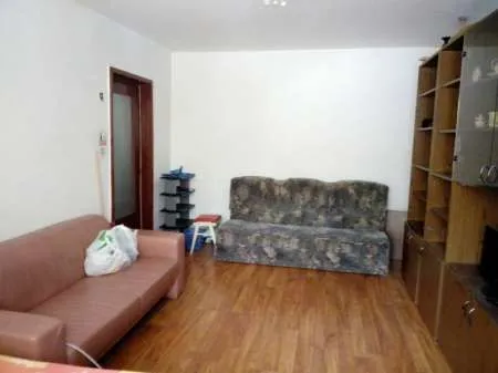 Proprietar vand apartament 3 camere conf 1, zona Rahova- Petre Ispirescu, an constructie - Imaginea 2