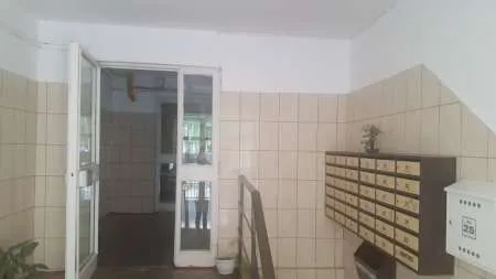 Proprietar vand apartament 3 camere conf 1, zona Rahova- Petre Ispirescu, an constructie - Imaginea 3