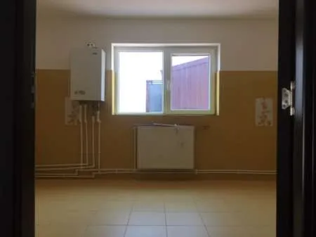 Casa centru Husi - Imaginea 6