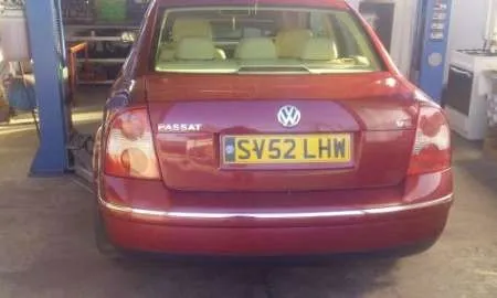 Dezmembrez Vw Passat 2, 4 benzina AZX 125kw Tiptronic an 2003 - Imaginea 3