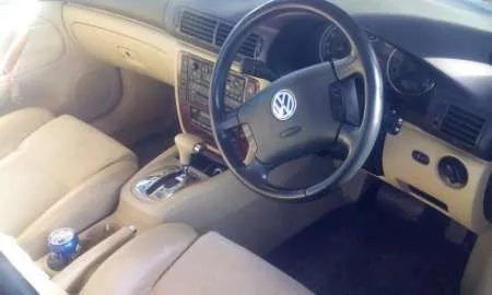 Dezmembrez Vw Passat 2, 4 benzina AZX 125kw Tiptronic an 2003 - Imaginea 4