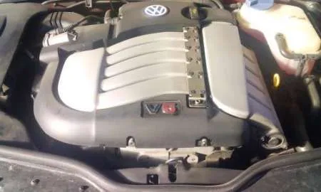 Dezmembrez Vw Passat 2, 4 benzina AZX 125kw Tiptronic an 2003 - Imaginea 5