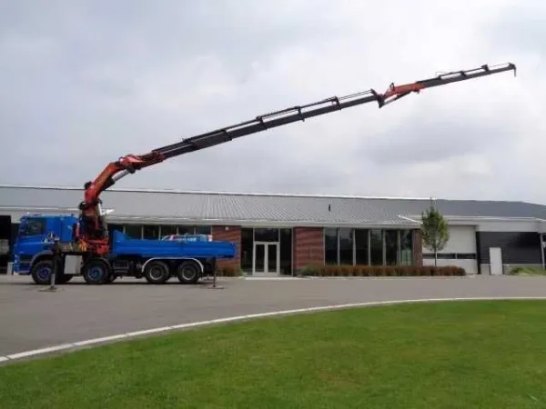 Inchiriez camion cu macara DAF - Imaginea 2