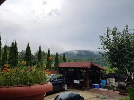 VAND VILA DE VACANTA LA MUNTE, VALEA PRAHOVEI - Imaginea 2