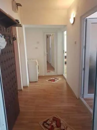 Apartament 2 camere mobilat NAVODARI- CENTRU ( KM 0) - Imaginea 3