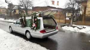 INFINITI STREHAIA - Servicii funerare complete