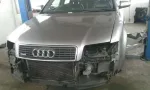 Dezmembrez  Audi A4 Quattro, an 2002 - Miniatura 3