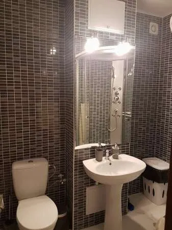 Garsoniera in regim hotelier Casa Mirage 100 ron - Imaginea 5