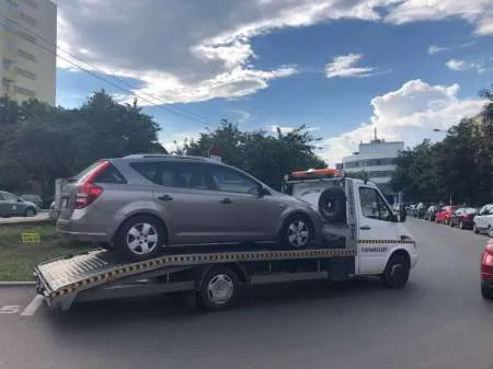 Tractari auto - Imaginea 1