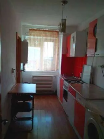 Ofer spre inchiriere apartament 2 camere, decomandat - Imaginea 6