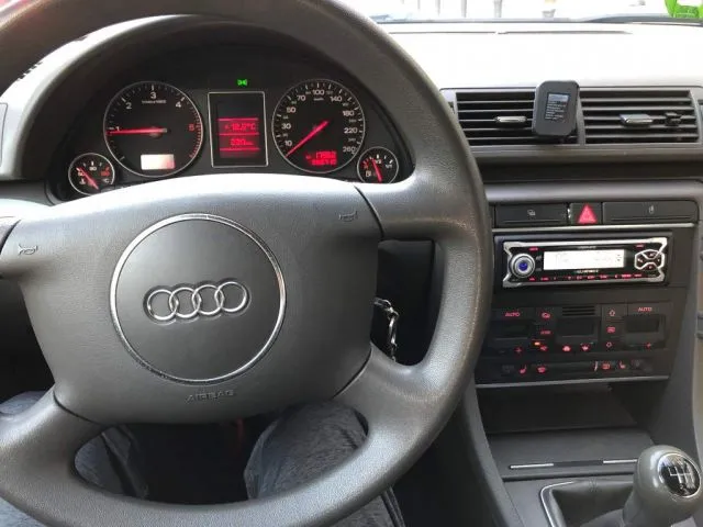 AUDI A4 2004 1. 9 TDI 130 CP STARE IMPECABILA - Imaginea 2