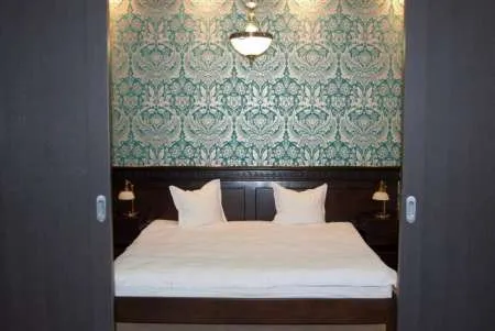 Hotel CONDOR - Imaginea 1