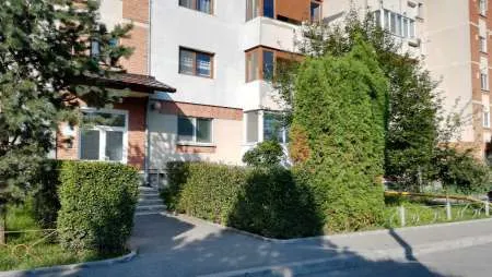 Vand apartament lux, 3 camere, zona rezidentiala, Campina, PH - Imaginea 3