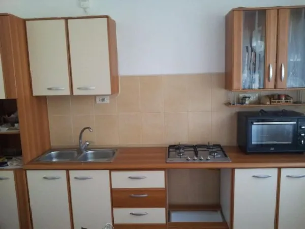 Inchiriez casa P+ E pe termen mai lung (1- 2- 3- 6- 9- 12luni) in Mangalia - Imaginea 8