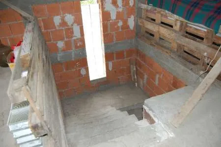 Vand Casa noua masiva cu 7 camere din caramida parter cu mansarda - Imaginea 5
