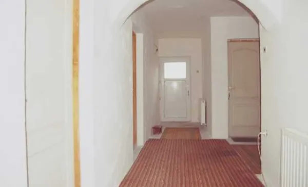 Vand Casa noua masiva cu 7 camere din caramida parter cu mansarda - Imaginea 7