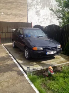 Vand automobil Opel Astra
