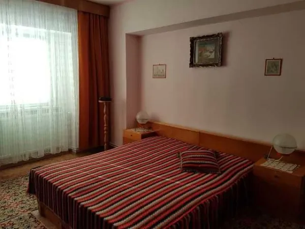 Apartament zona centrala - Imaginea 4