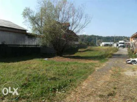 Loc de casa in Sipoteni - Imaginea 3