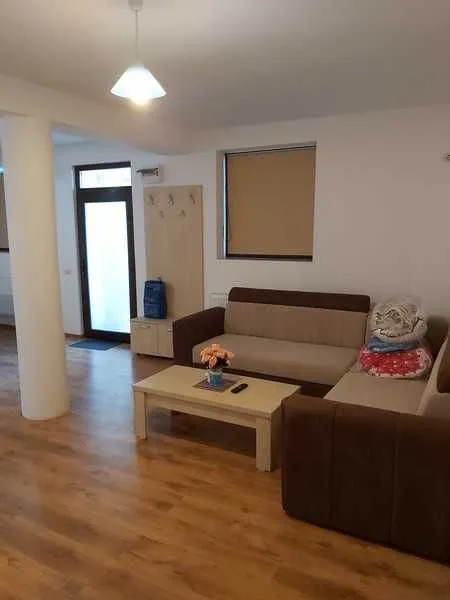 Navodari , apartament de inchiriat in vila - Imaginea 2