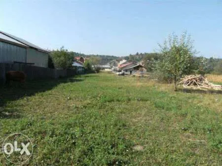 Loc de casa in Sipoteni - Imaginea 6