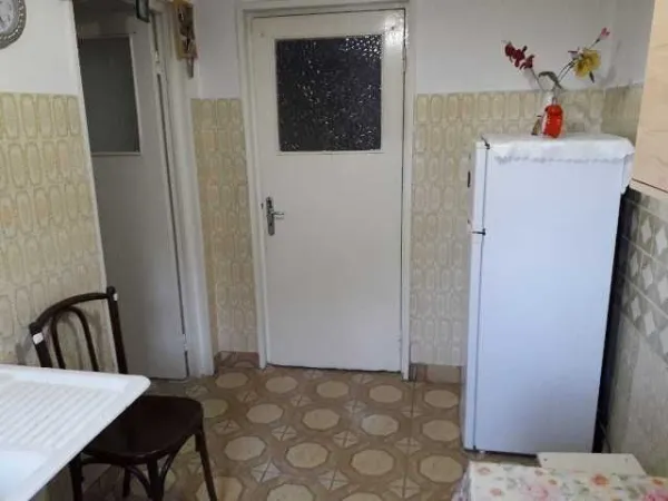 Vand apartament 2 camere, conf. 1A, decomandat, zona Nord- sp. Judetean - Imaginea 7