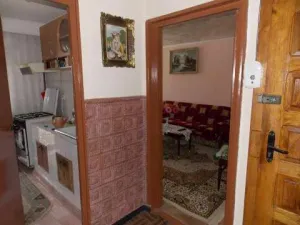 PROPRIETAR VAND APARTAMENT 3 CAMERE MIOVENI