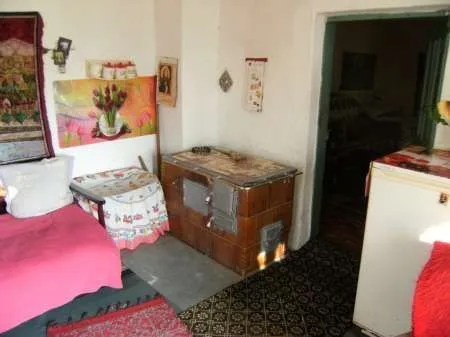 Vand casa in Comanesti - Imaginea 9