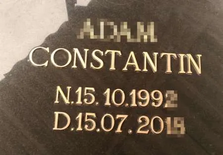Aplicat litere din bronz pentru monumente - Imaginea 1