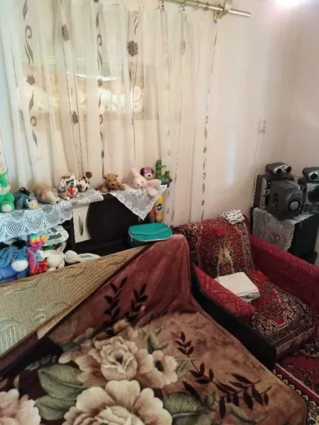 Casa cu 4 camere de vanzare - Imaginea 8