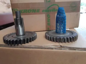 Pinion cositoare Kuhn