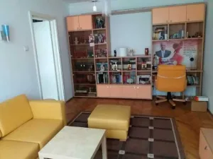 Vand apartament 2 camere, situat in Pitesti, strada Constructorilor, cartier Craiovei