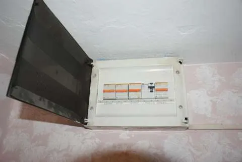 Vand Apartament 2 Camere - Imaginea 8