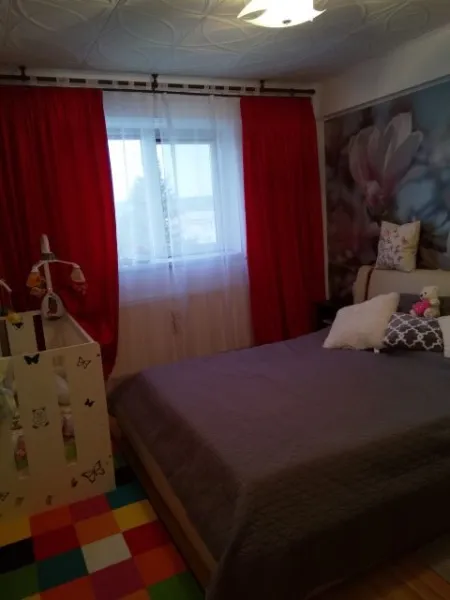 Vand apartament 3 camere - Imaginea 3
