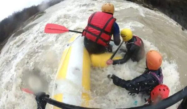 Ture de rafting Buzau - Imaginea 1