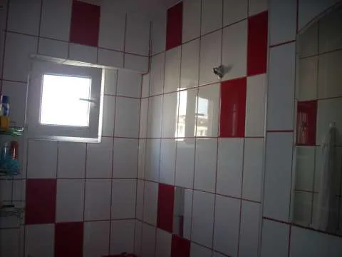 Vand apartament 2 camere decomandat - Imaginea 4